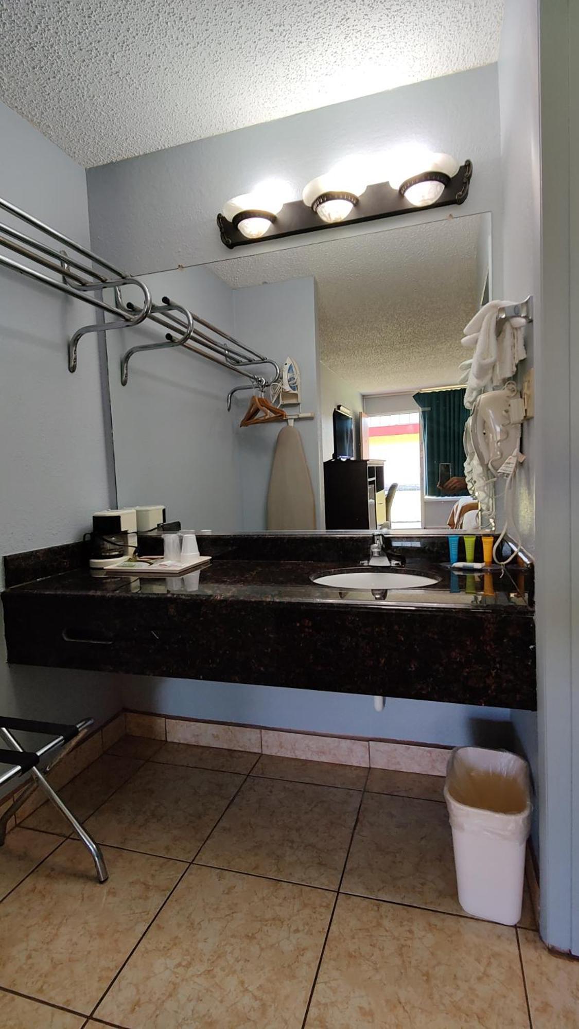 Countryside Inn & Suites Idabel المظهر الخارجي الصورة